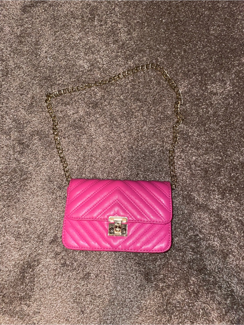 Pink Chain Shoulder Bag